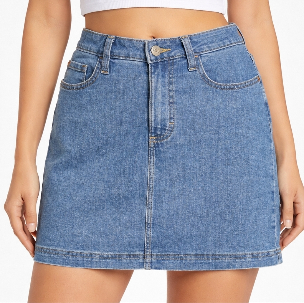 Lee Women’s Denim Skort Mini Straight Fit Jean Skirt